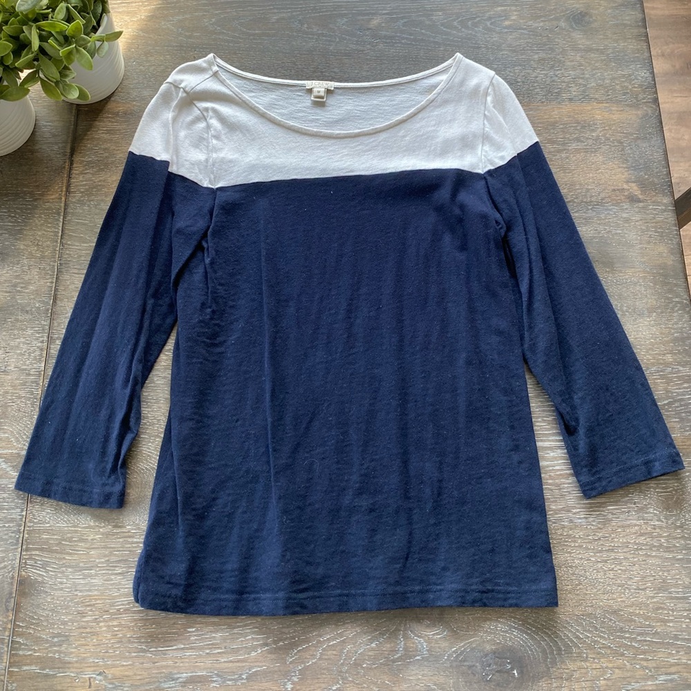 2/$30 J. Crew navy and white color block t shirt medium - Picture 1 of 4